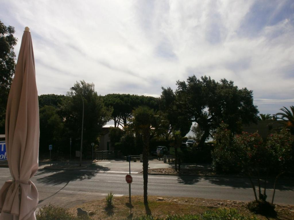 Hotel Le Golfe Bleu Cavalaire-sur-Mer Zewnętrze zdjęcie